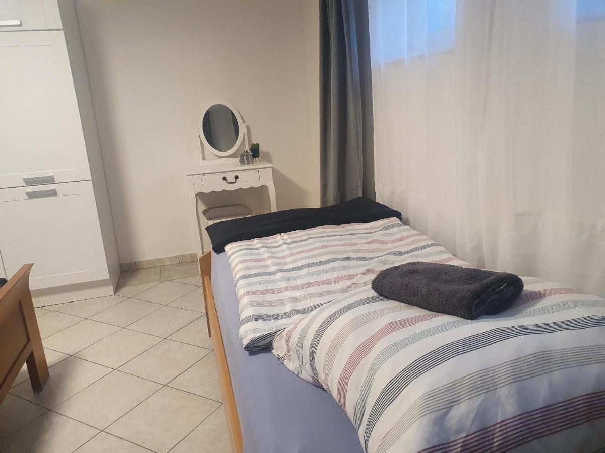 Apartment Gemütlich Ruhig Und Zentral Durch Bahnhof *