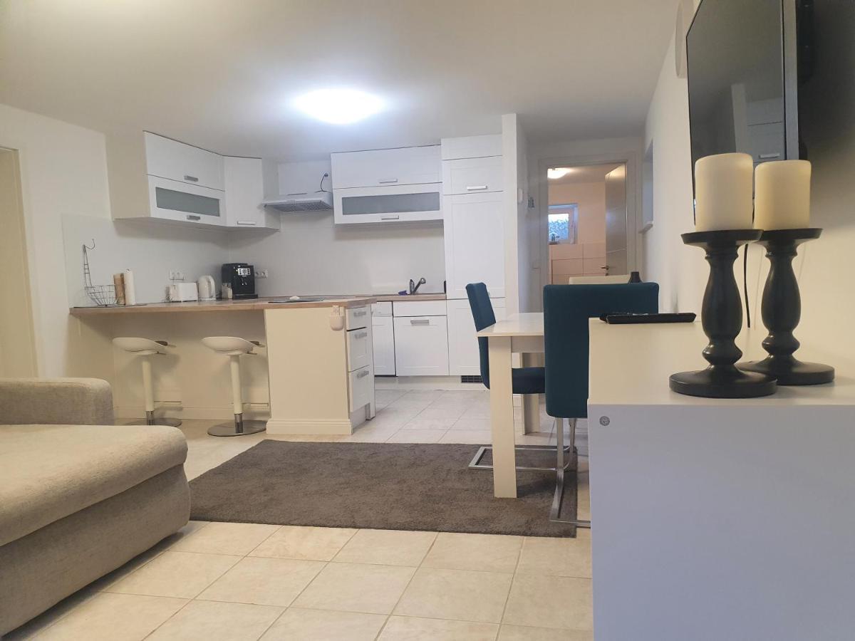 Gemuetlich Ruhig Und Zentral Durch Bahnhof Appartement Bordesholm